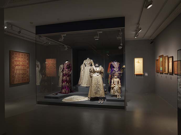 Meşher’in üçüncü sergisi olan “Mâziyi Korumak: Sadberk Hanım Müzesi’nde