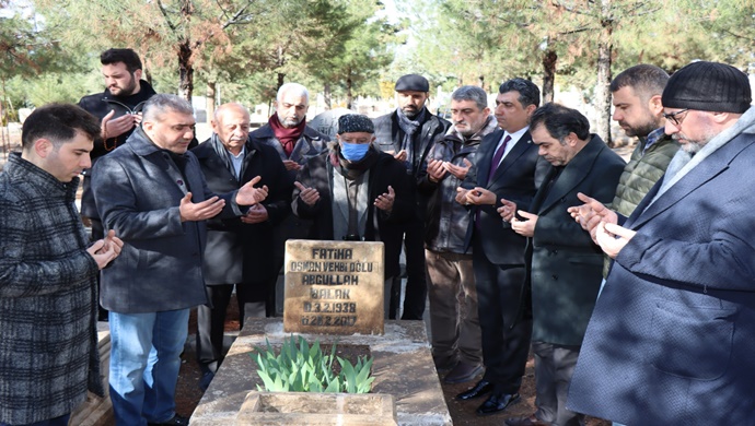 ABDULLAH BALAK MEZARI BAŞINDA ANILDI